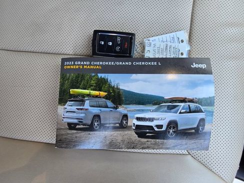 Certified 2023 Jeep Grand Cherokee L Limited w/ Luxury Tech Group II RWD image 38