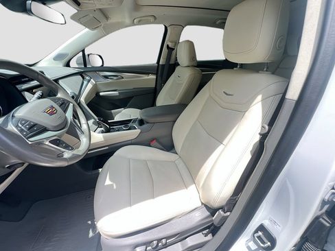Used 2023 Cadillac XT5 Premium Luxury FWD image 22