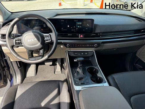 New 2026 Kia Carnival image 13
