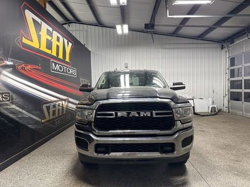 Used 2020 RAM 2500 Tradesman w/ Chrome Appearance Group image 17