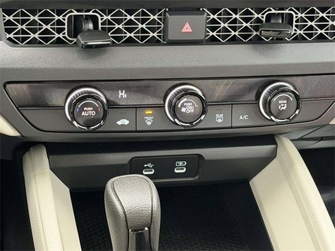 Used 2025 Honda Accord LX image 16