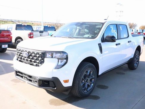 New 2026 Ford Maverick XLT w/ XLT Luxury Package AWD/4WD image 9