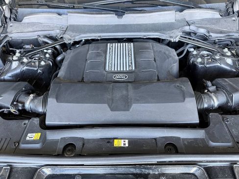 Used 2018 Land Rover Range Rover Sport HSE AWD/4WD image 46