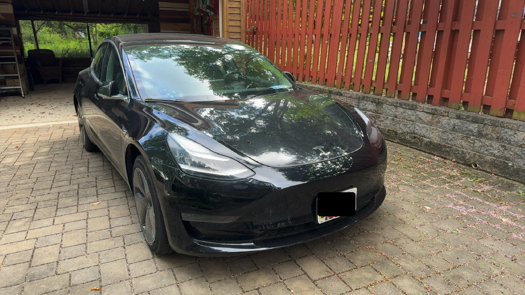 Used 2019 Tesla Model 3 Mid Range RWD image 3