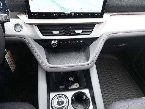 New 2026 Ford Explorer Active image 22