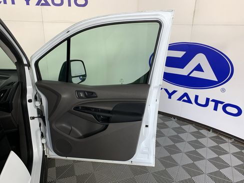 Used 2019 Ford Transit Connect XL FWD image 34