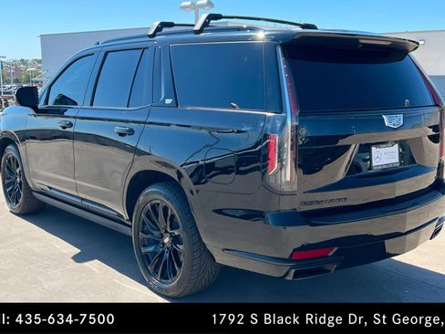 Used 2022 Cadillac Escalade Sport w/ Touring Package AWD/4WD image 3