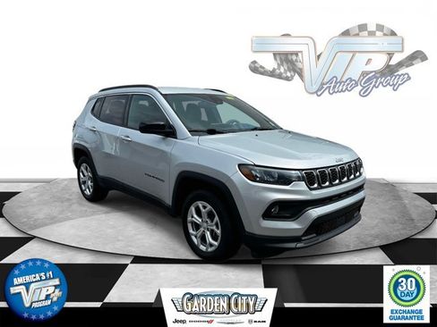 Certified 2024 Jeep Compass Latitude AWD/4WD image 1