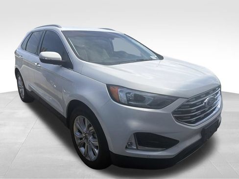 Used 2020 Ford Edge Titanium FWD image 13
