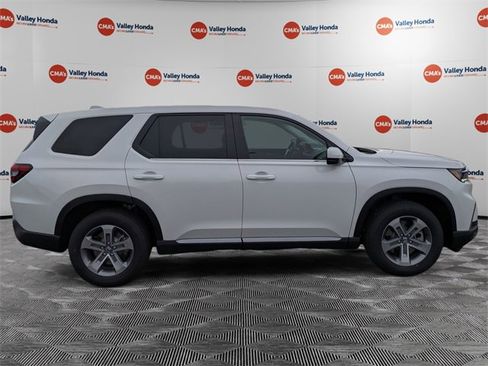 New 2025 Honda Pilot EX-L image 4