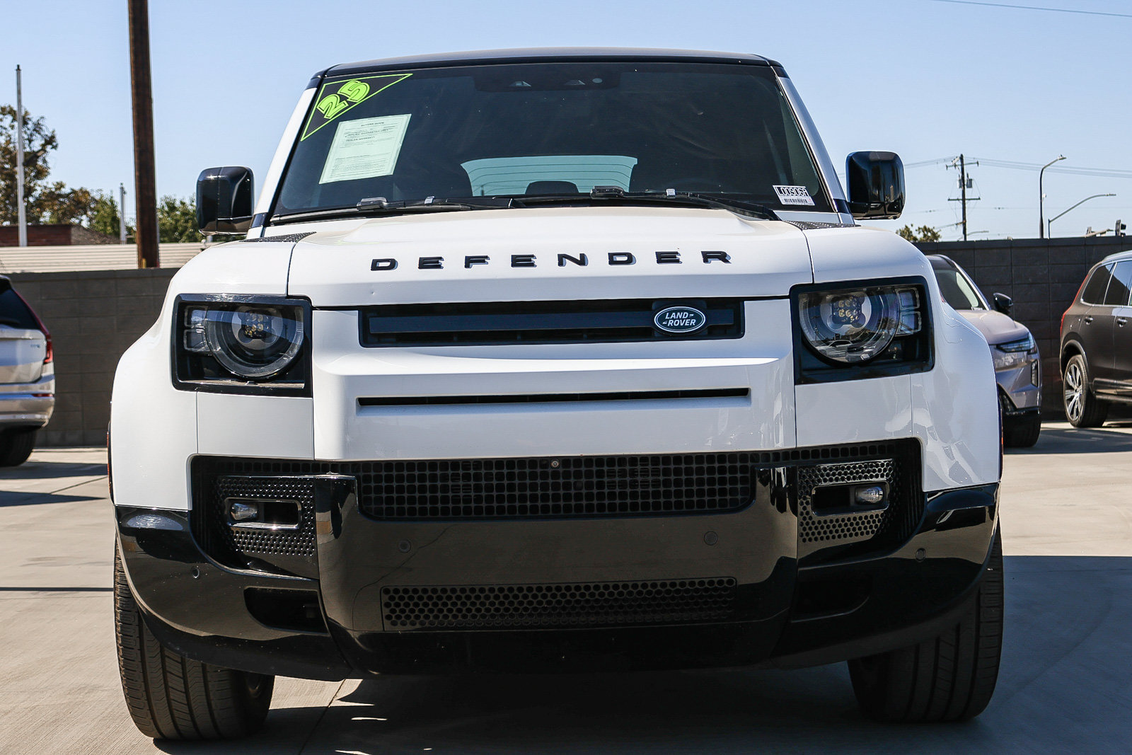 Certified 2025 Land Rover Defender 110 X-Dynamic SE AWD/4WD image 2
