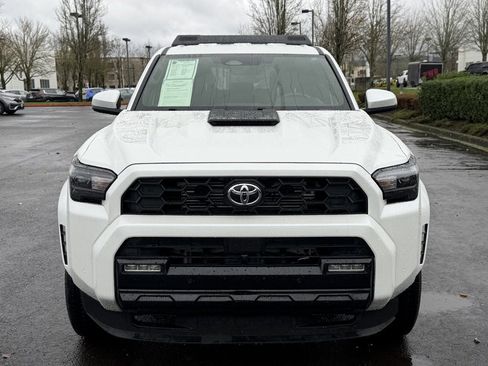Used 2025 Toyota 4Runner TRD Sport image 3
