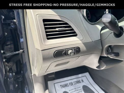 Used 2009 Chevrolet Malibu LS image 12