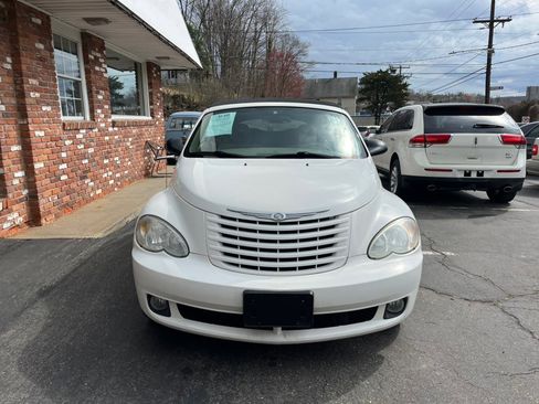 Used 2008 Chrysler PT Cruiser Convertible w/ Sound Group II FWD image 6