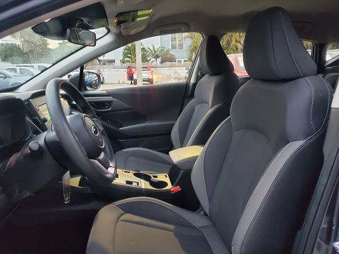 Used 2025 Subaru Impreza 2.0i image 9