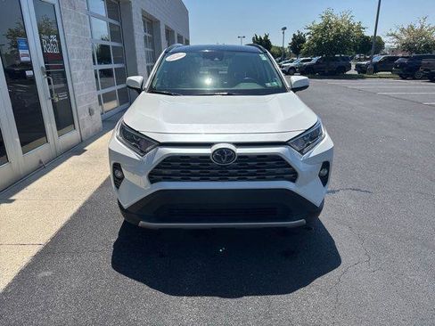 Certified 2019 Toyota RAV4 Limited AWD/4WD image 3