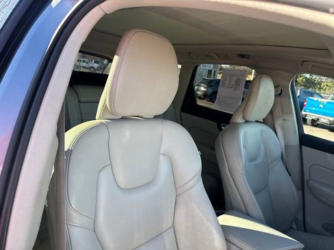 Used 2019 Volvo XC60 T5 Inscription image 27