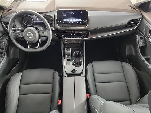 Used 2021 Nissan Rogue SL w/ Premium Package image 19