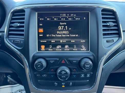 Used 2014 Jeep Grand Cherokee Limited image 23