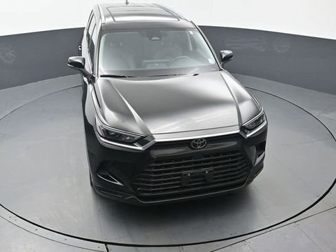 Used 2024 Toyota Grand Highlander XLE image 51