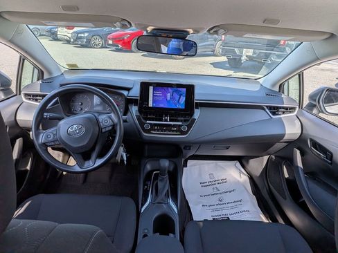 Used 2023 Toyota Corolla LE image 16
