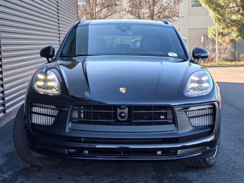 New 2026 Porsche Macan GTS image 10