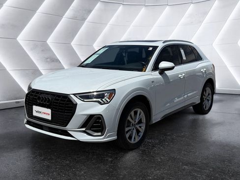 Used 2021 Audi Q3 2.0T Premium Plus AWD/4WD image 3