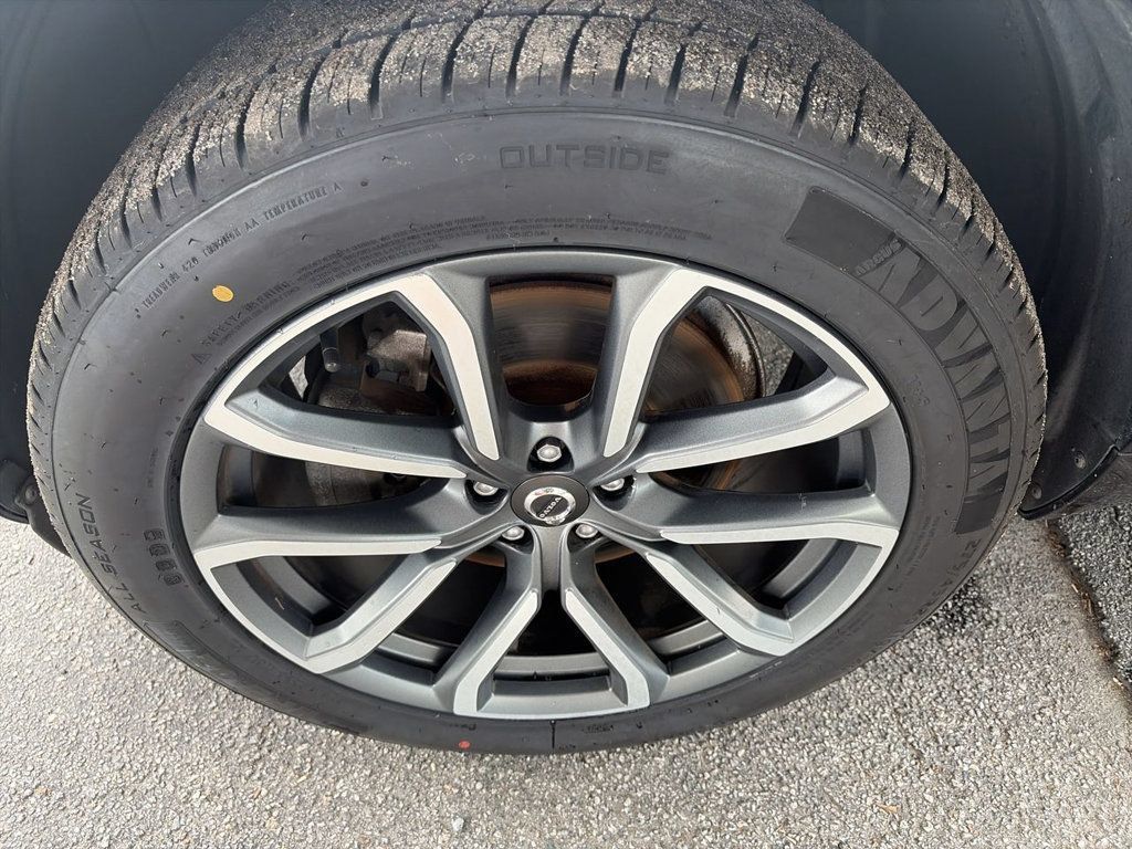 Used 2018 Volvo XC90 T6 Momentum w/ Convenience Package AWD/4WD image 10