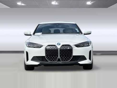 Certified 2023 BMW i4 eDrive40 w/ Premium Package RWD image 5