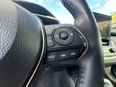Used 2023 Toyota Corolla XLE image 22