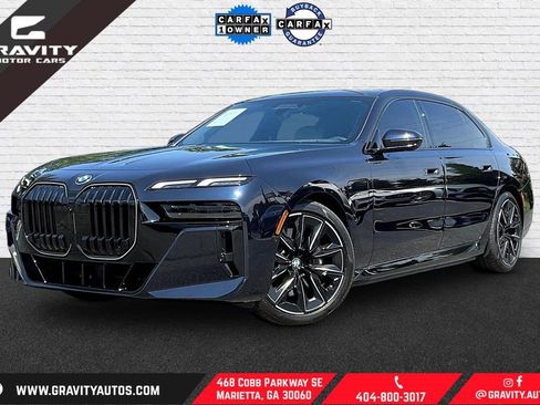 Used 2025 BMW 750e xDrive AWD/4WD image 1