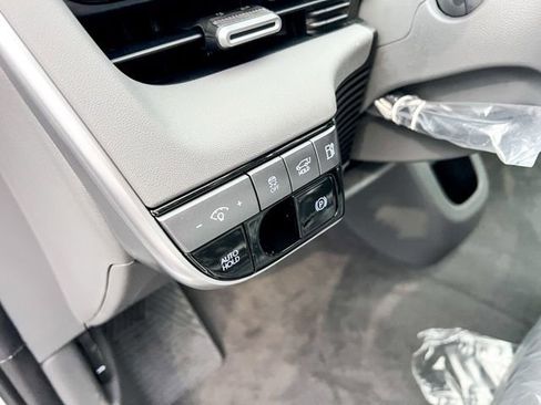 New 2026 Hyundai Ioniq 5 SEL image 15