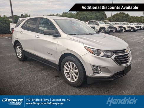 Certified 2021 Chevrolet Equinox LS w/ LS Convenience Package image 1