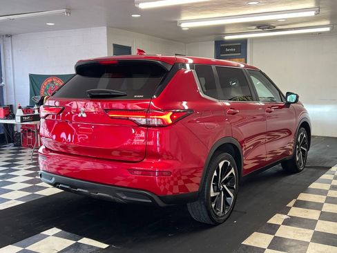 Used 2022 Mitsubishi Outlander ES AWD/4WD image 10