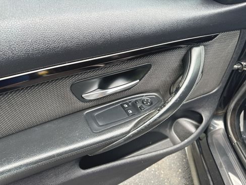 Used 2015 BMW M4 Coupe RWD image 9