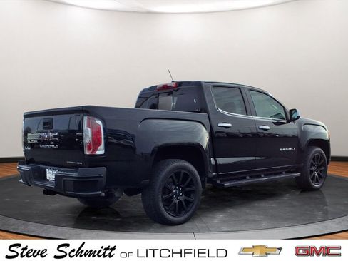 Certified 2022 GMC Canyon Denali w/ Denali Black Edition Package AWD/4WD image 24