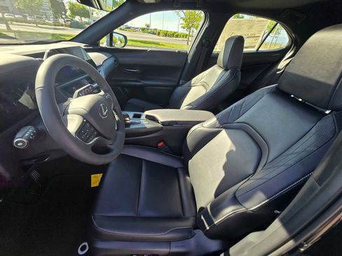 New 2026 Lexus UX 300h FWD image 24