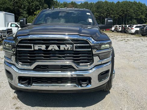 New 2025 RAM 5500 2WD Regular Cab image 3