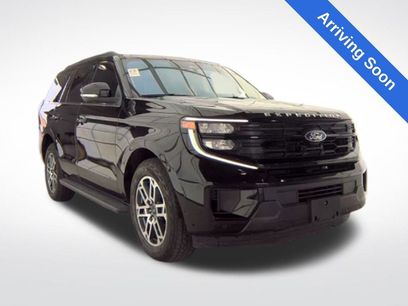 Used 2025 Ford Expedition Active