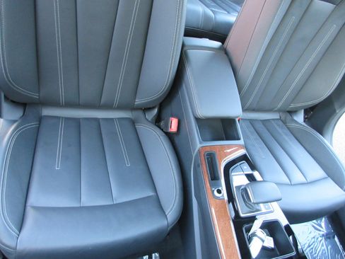 Used 2024 Audi A4 2.0T Premium image 29