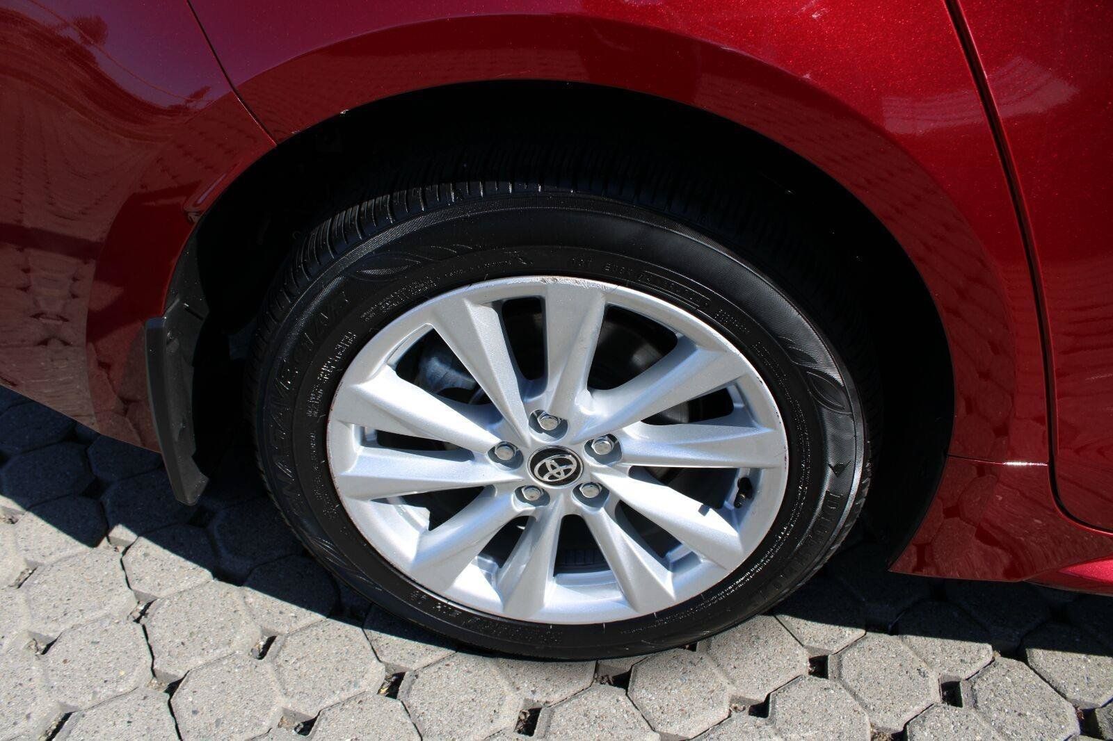 Certified 2025 Toyota Corolla LE w/ LE Premium Package FWD image 14