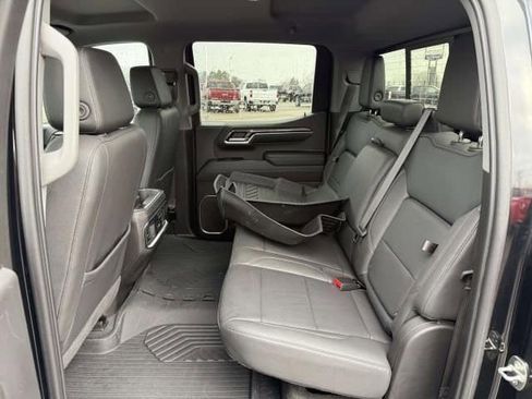 Used 2022 Chevrolet Silverado 1500 LTZ image 13