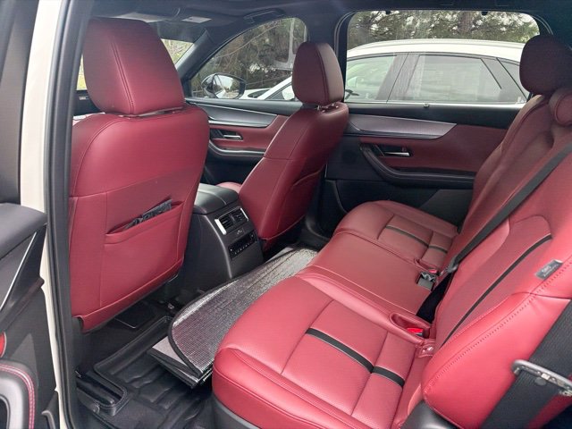 Used 2025 MAZDA CX-70 Plug-In Hybrid w/ Premium Plus AWD/4WD image 8