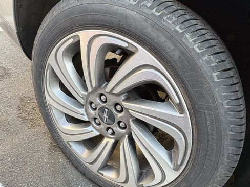 Used 2022 Lincoln Navigator Reserve image 28