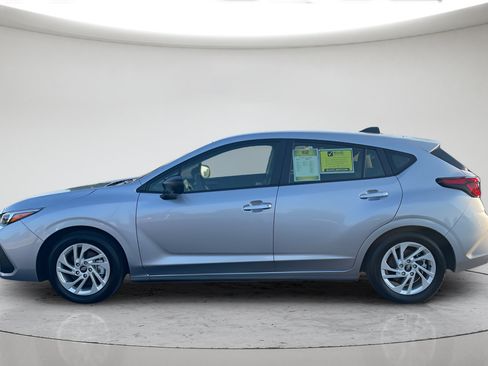 Used 2025 Subaru Impreza 2.0i AWD/4WD image 6