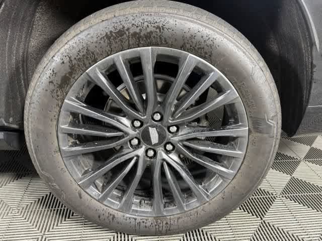 Used 2025 Cadillac Escalade Sport Platinum w/ LPO, Floor Liner Package AWD/4WD image 13