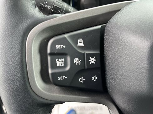 Used 2024 Ford Bronco Badlands image 13