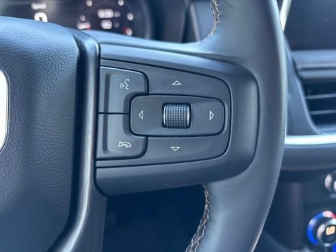 Used 2024 GMC Yukon AT4 w/ Technology Package AWD/4WD image 24