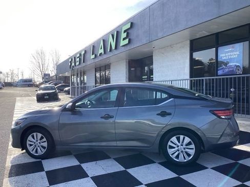 Used 2024 Nissan Sentra S image 6