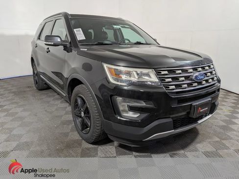 Used 2016 Ford Explorer XLT w/ Equipment Group 202A AWD/4WD image 1